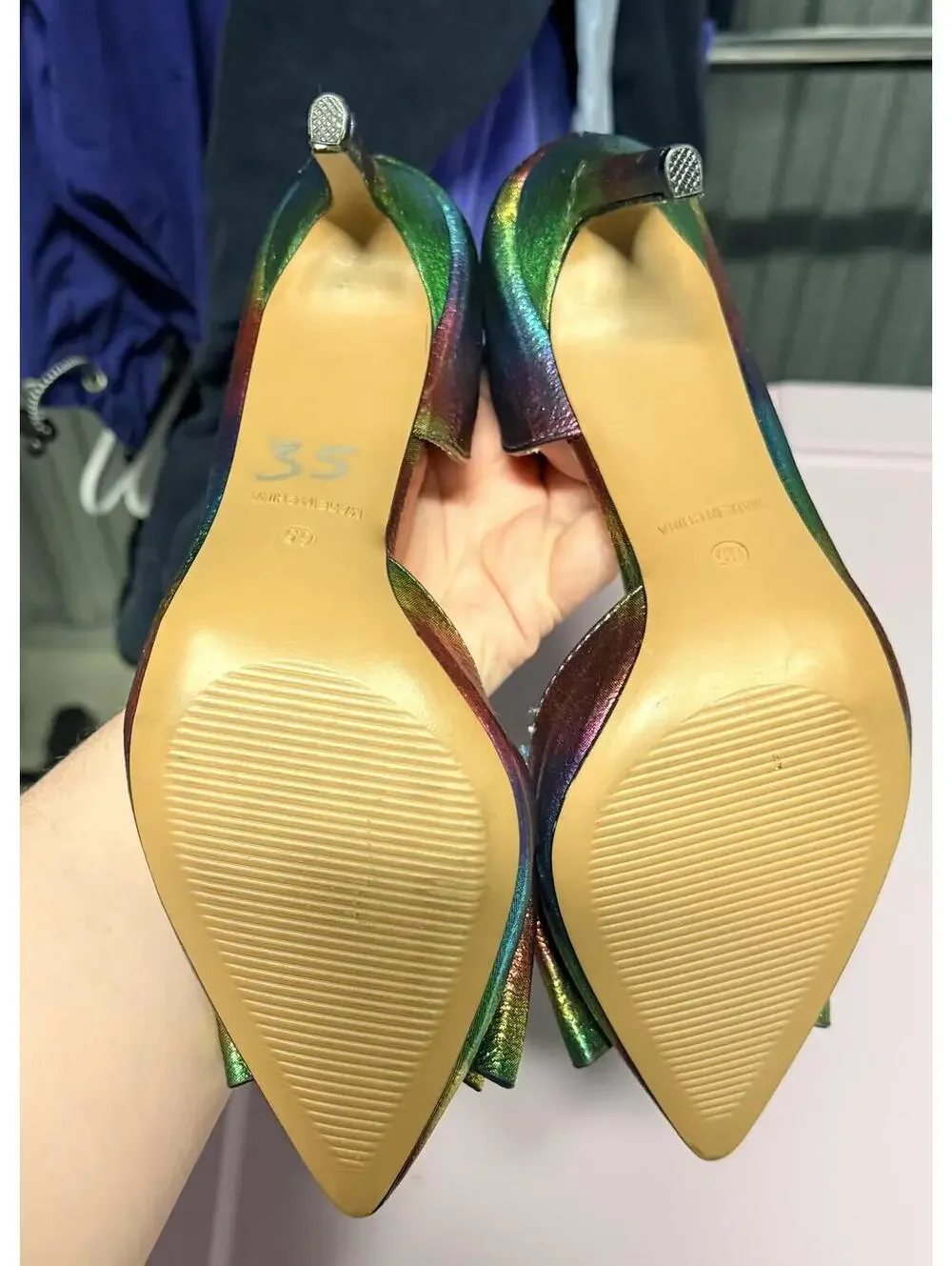 Betsey Johnson Rainbow Ombre Bow Heels Size 6.5 Metallic Pointed Toe Pumps